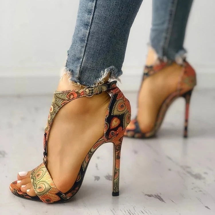 Canvas sandals with fish-mouth open toe, totem pattern, and rubber sole in a European and American street-style design.